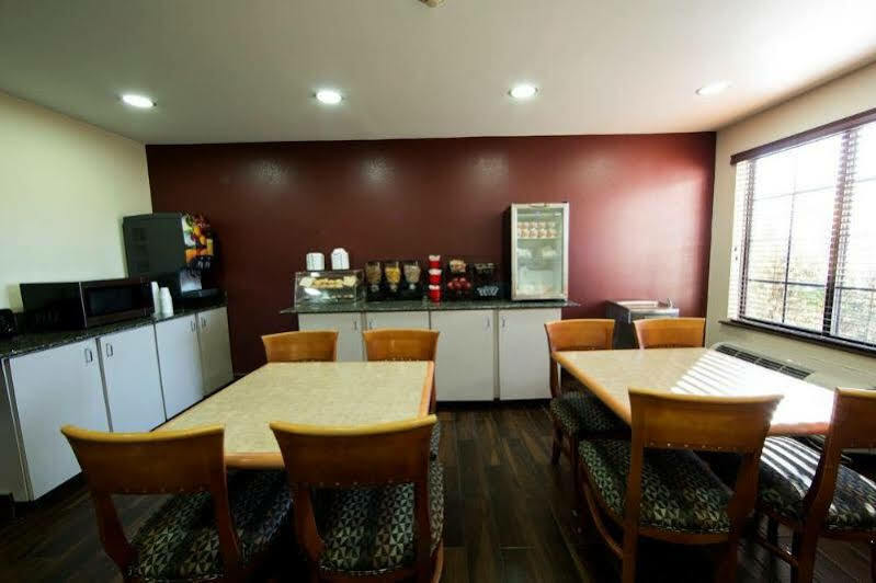 红顶酒店-默弗里斯伯勒 外观 照片